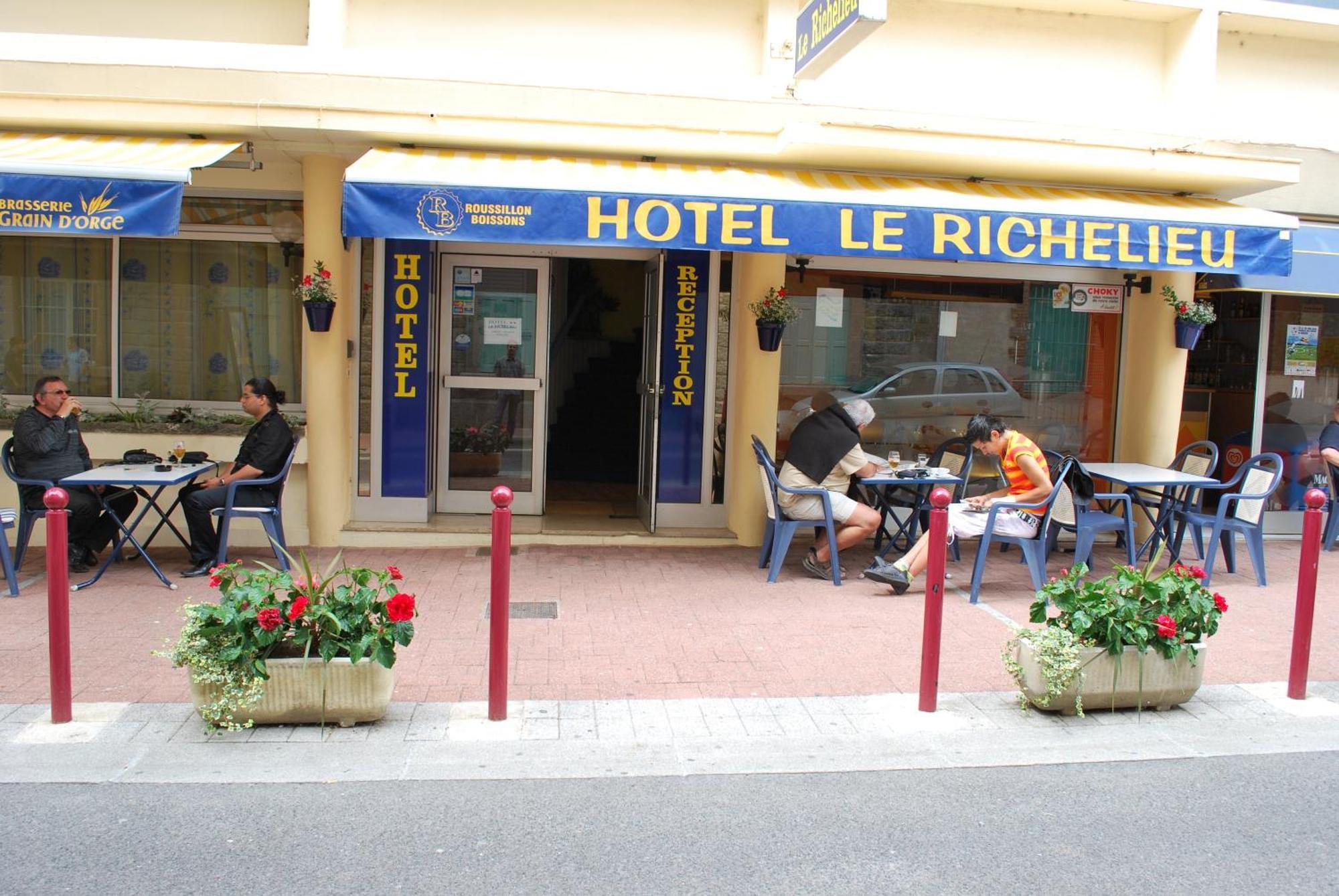 Le Richelieu Hotel Le Boulou Exterior photo